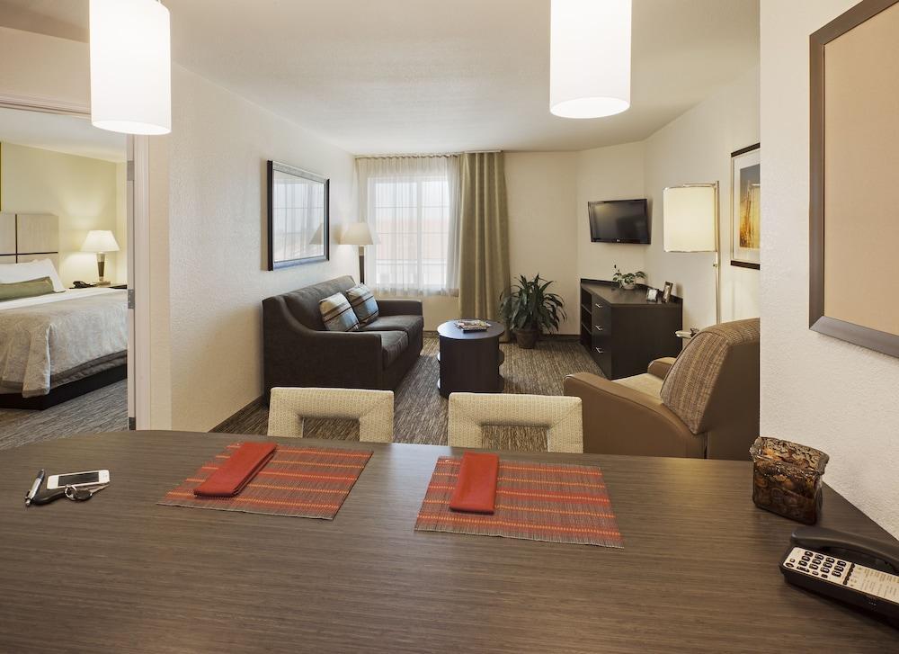 Candlewood Suites Bay City By Ihg Exterior foto