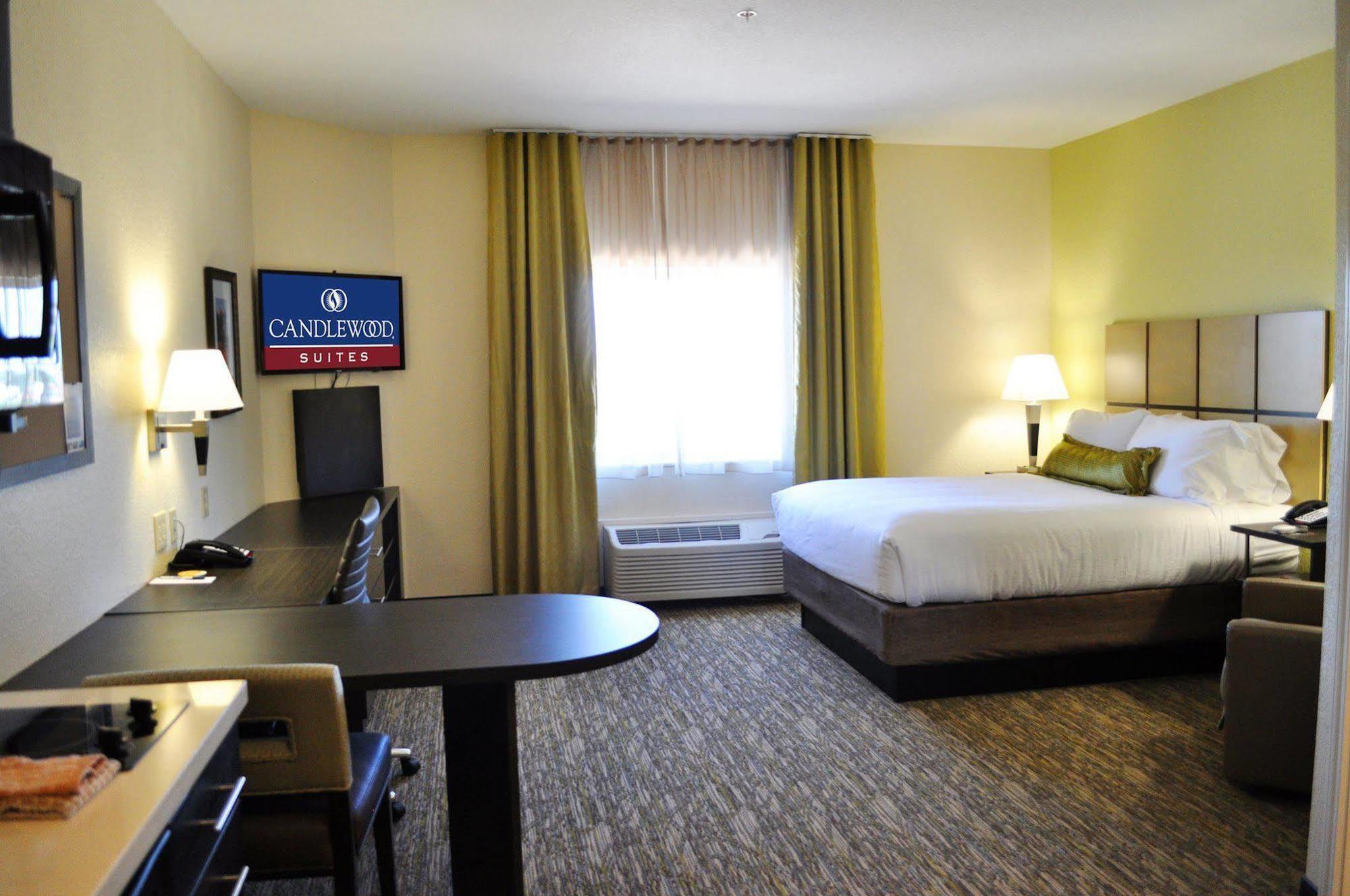 Candlewood Suites Bay City By Ihg Exterior foto